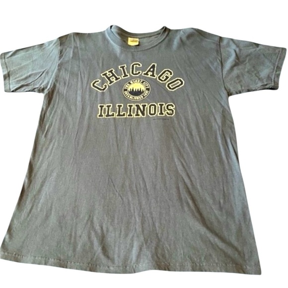 ⭐️3 FOR $12- Gildan Mens T-Shirt - Picture 1 of 1